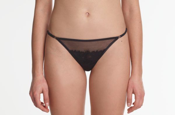 yasmine eslami Annabelle string noir