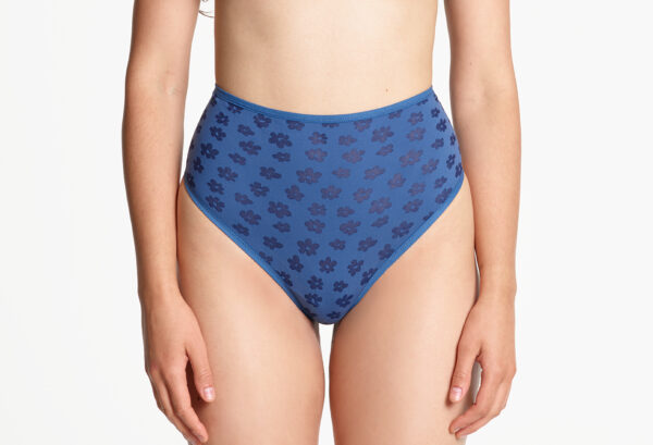 yasmine eslami Ava string taille haute Denim