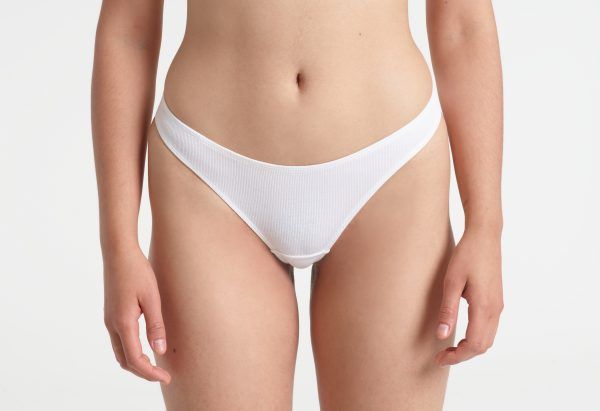 yasmine eslami Caroline string Blanc