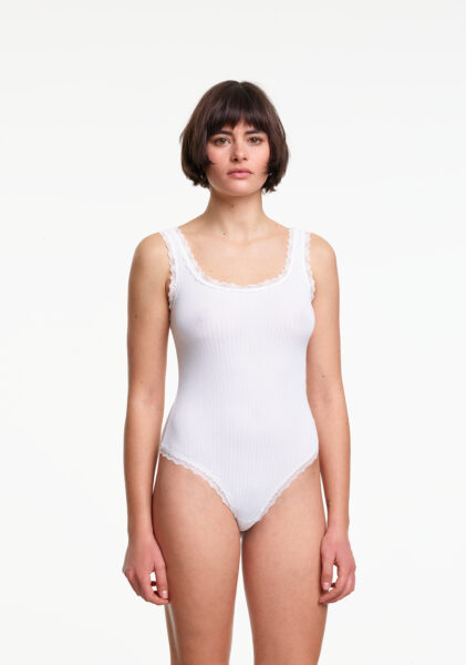 yasmine eslami Éléonore body Creamy