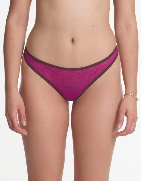 Yasmine Eslami Élisa String Delight