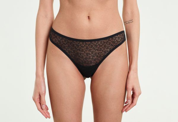 yasmine eslami Lily String Black