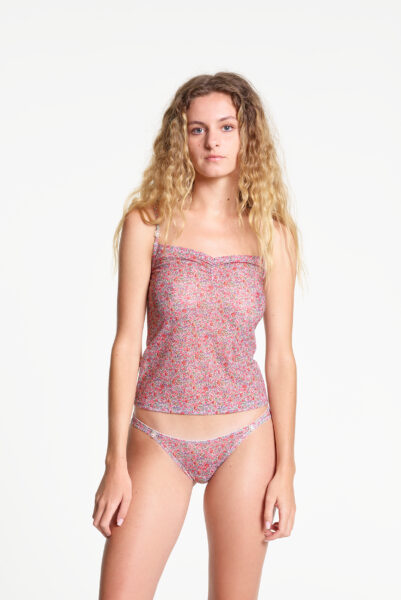 yasmine eslami Nina top Meadow