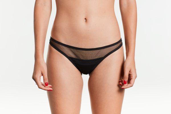 yasmine eslami Serena culotte Noire