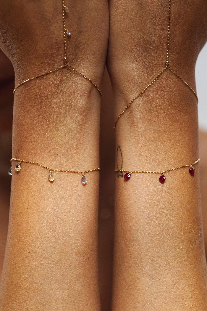 Yay Paris Sofia Tassel Chain Bracelet - 750‰ Gold Ruby