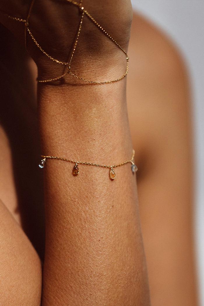 Yay Paris Sofia Tassel Chain Bracelet - 750‰ Gold Sapphire