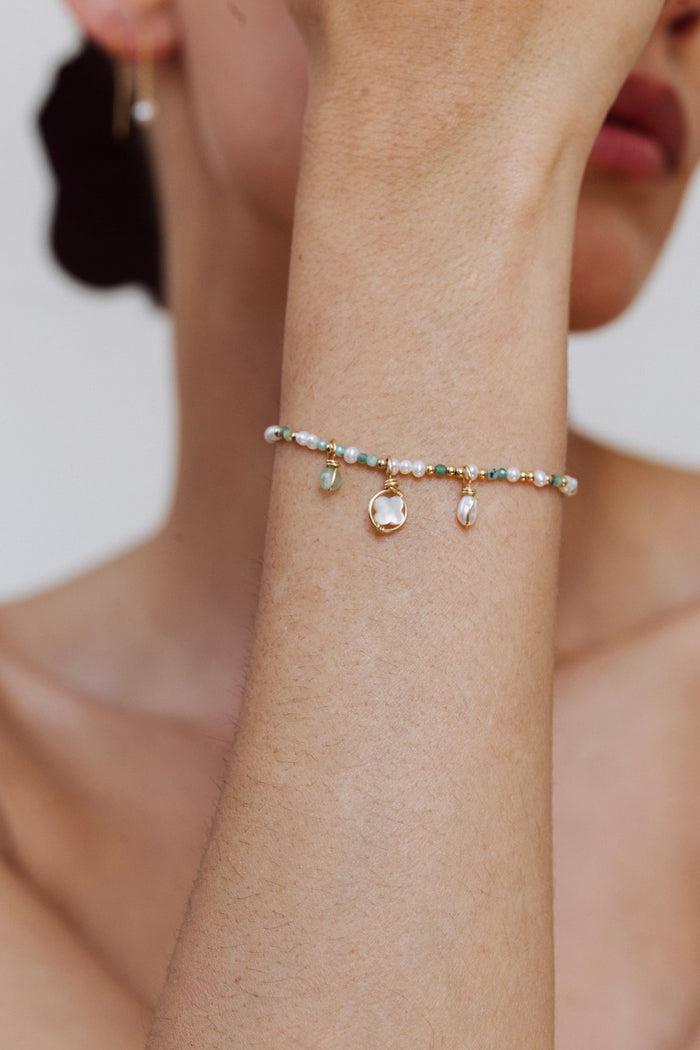 Yay Paris Ella Bracelet Set + 3 Collectibles