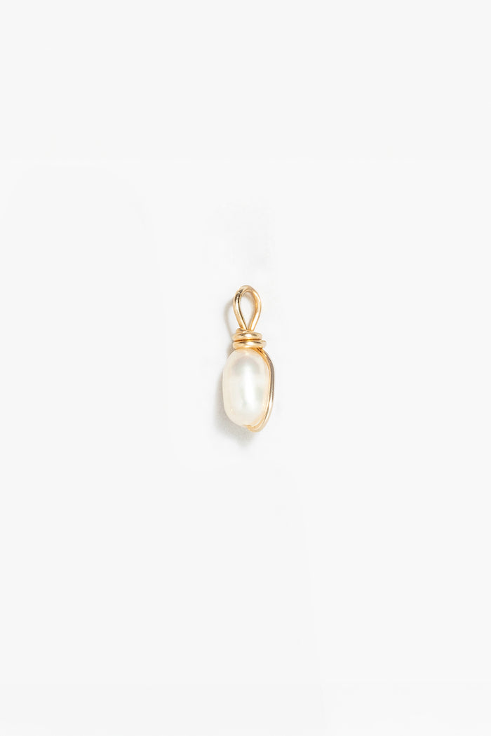 yay paris Entwined Pendant - Cultured pearl
