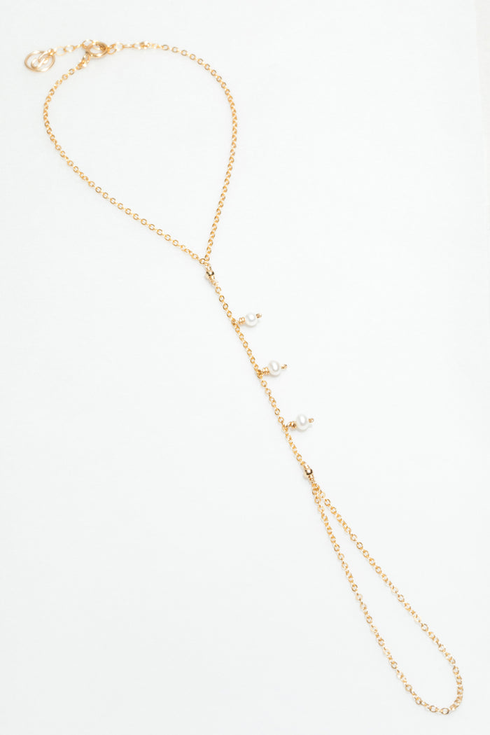 yay paris Nayla hand jewelry - Cultured pearl