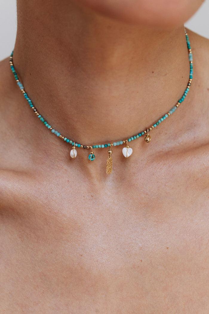 Yay Paris Queen Necklace Set + 5 Collectibles