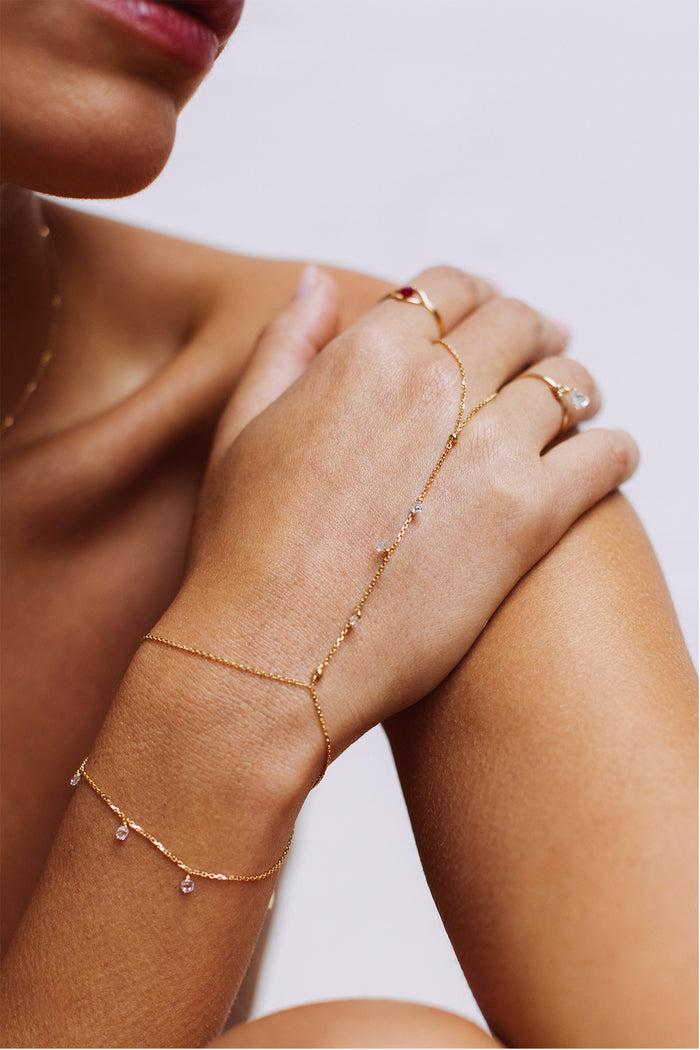 Yay Paris Sofia Hand Jewel - 750‰ Gold Sapphire