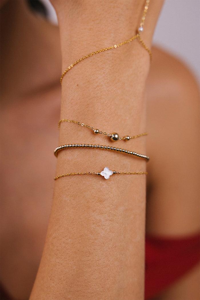 Yay Paris Swan Star Bracelet - Mother Of Pearl