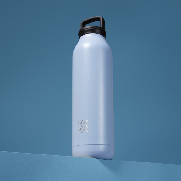 Yoko Design Bouteille 500 Ml Isotherme Avec Infuseur Bleue