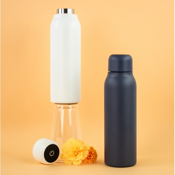 Yoko Design Bouteille Isotherme UVC PURE Blanche 600 Ml