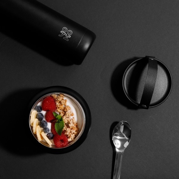 Yoko Design Combo Lunch Box Isotherme 700 Ml - Noire & Set De Couverts En Inox