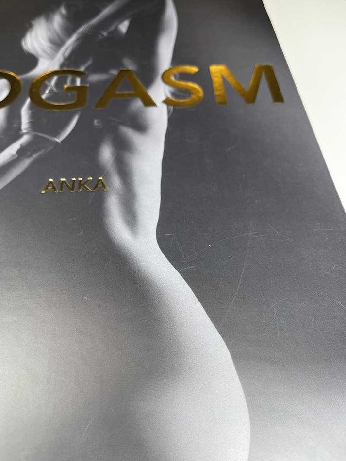 Yuj Paris #Livre D'art YOGASM D'après L'idée D'Hélène