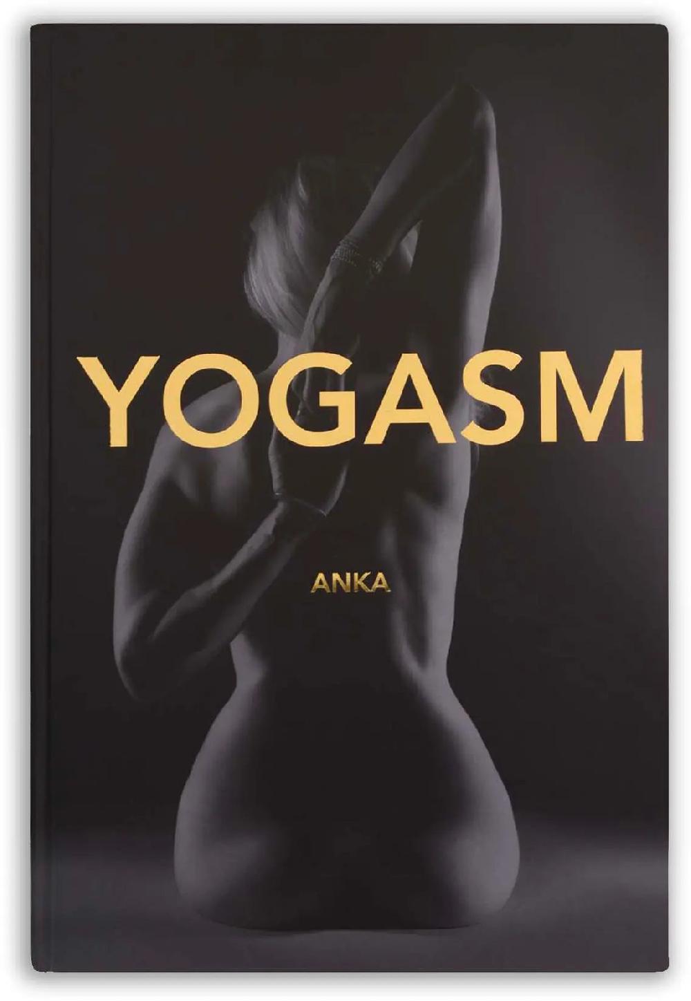 yuj paris Livre d'art YOGASM par Anka d'après l'idée d'Hélène - YUJ Paris