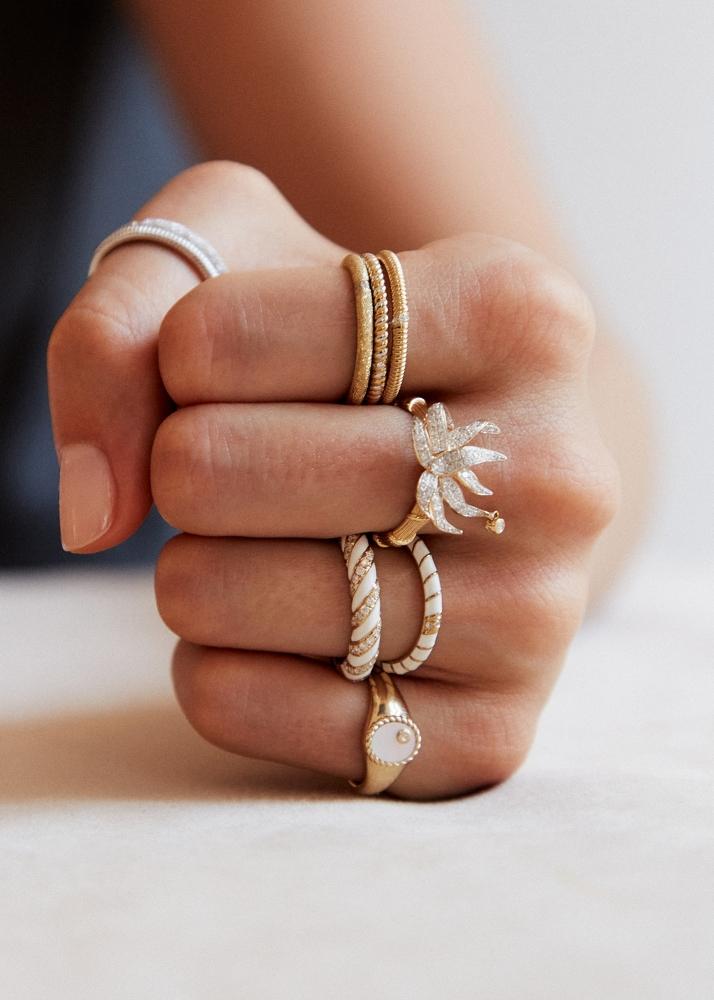 Yvonne Léon Alliance Mini Torsade Email Blanc Or Jaune