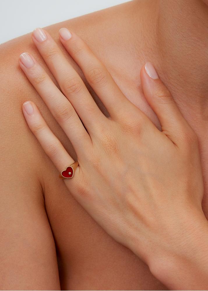 Yvonne Léon Baby Chevalière Coeur Agate Rouge Or Jaune