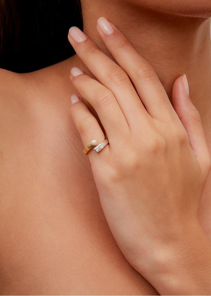 Yvonne Léon Bague Toi & Moi Baguettes Clos & Diamants 2 Ors