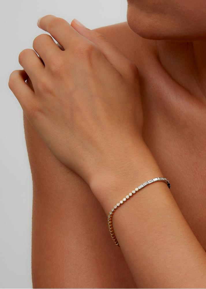 Yvonne Léon Bracelet Rivière Baguettes Clos Diamants 2 Ors