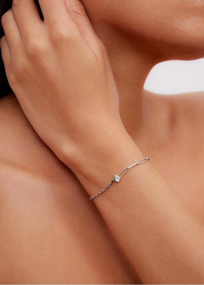 Yvonne Léon Bracelet Solitaire Diamant Poire Gm Or Blanc