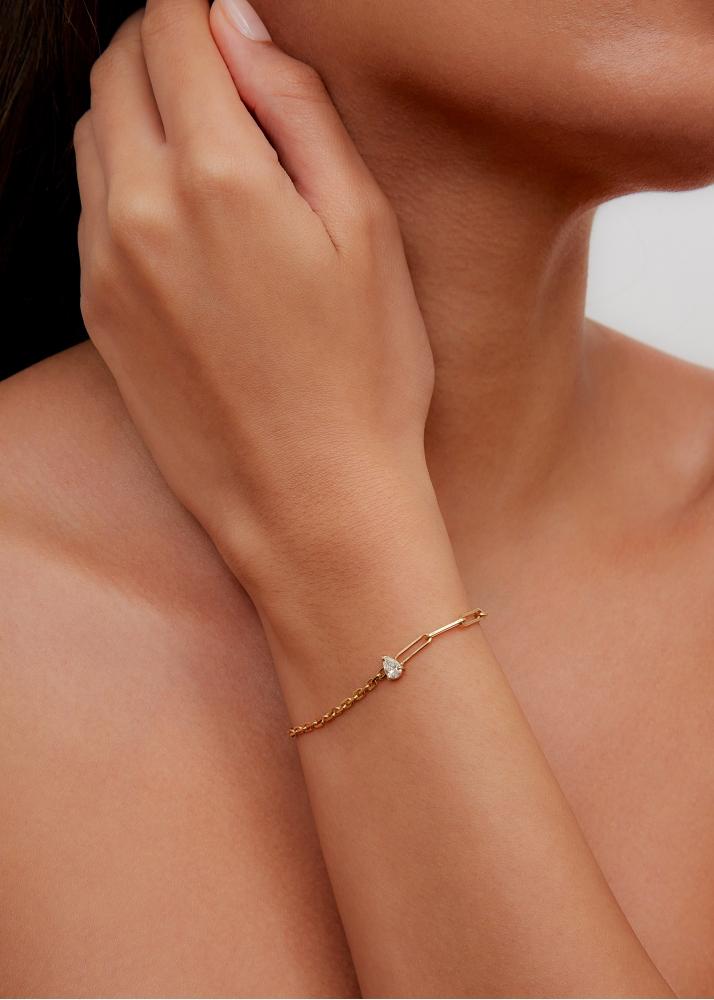 Yvonne Léon Bracelet Solitaire Diamant Poire Gm Or Jaune