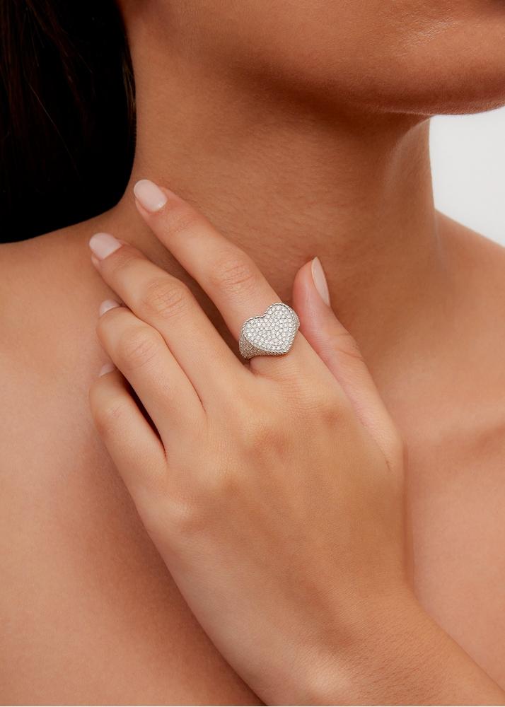 Yvonne Léon Chevalière Coeur Full Diamants Or Blanc