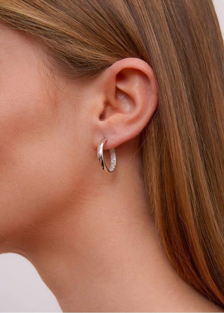 Yvonne Léon Paire De Créoles Diamantées Pm Or Blanc