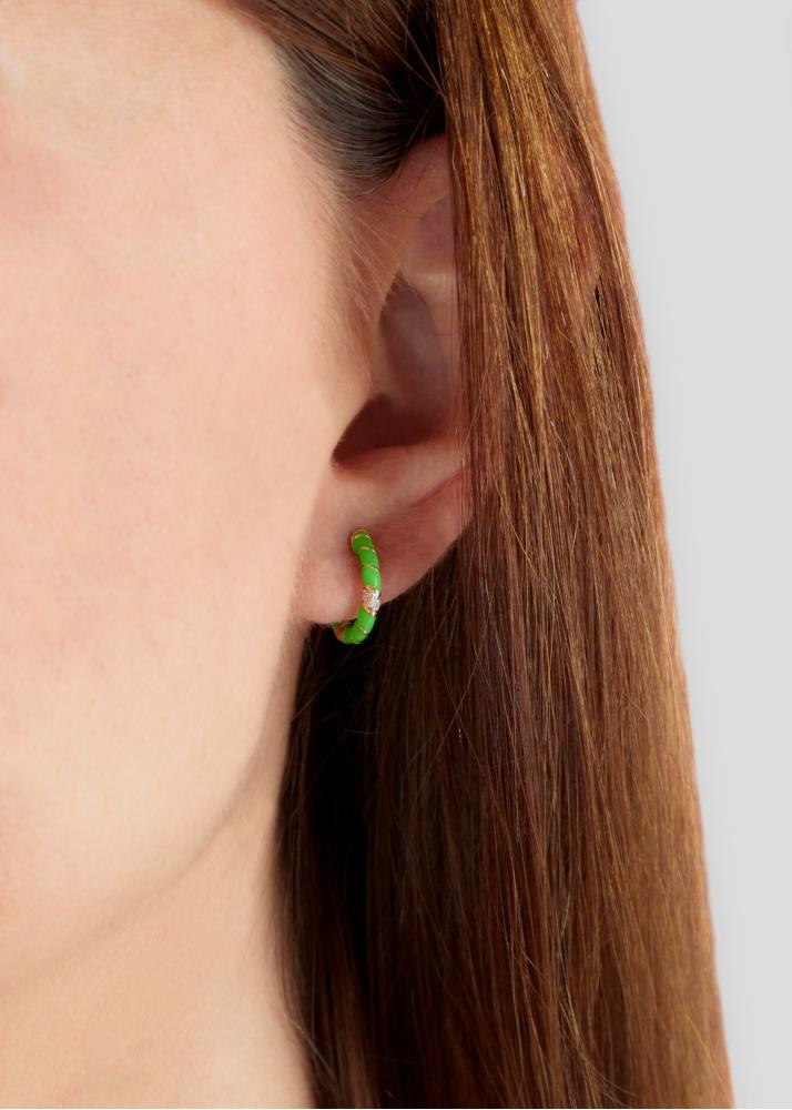 Yvonne Léon Paire De Créoles Mini Torsade Email Néon Vert Or Jaune