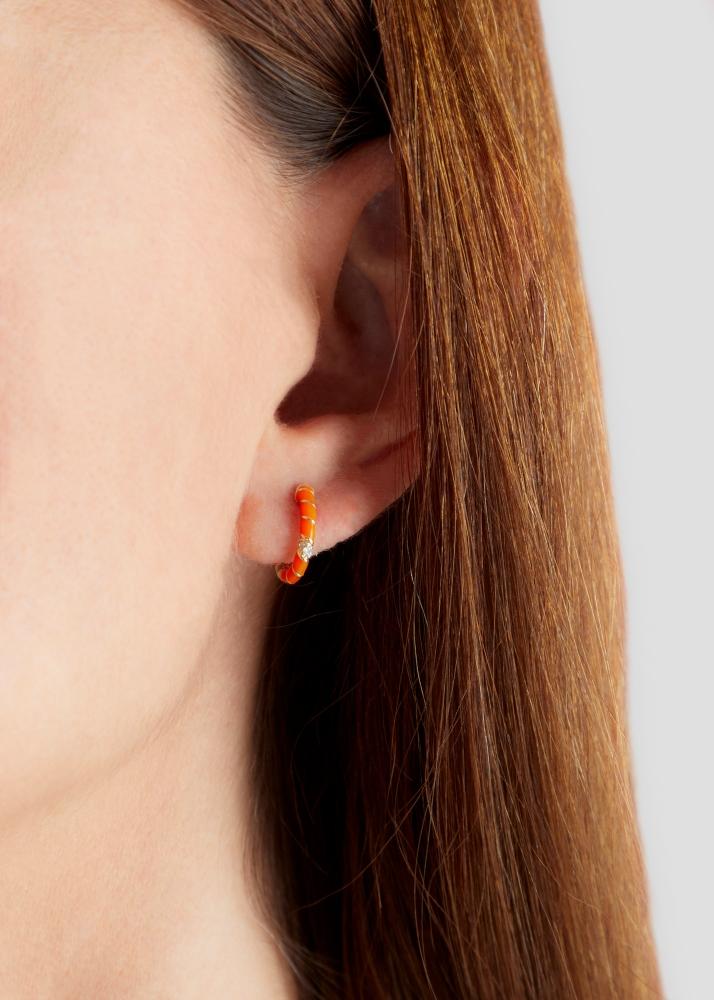 Yvonne Léon Paire De Créoles Mini Torsade Email Orange Or Jaune