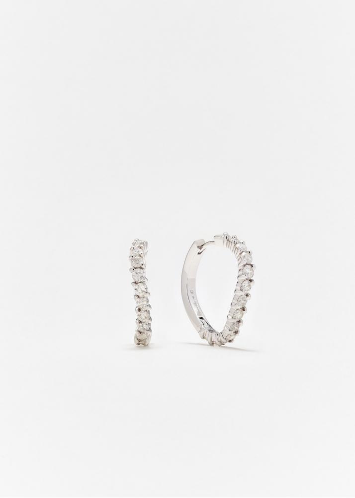 yvonne léon paire de créoles vague diamants gm or blanc