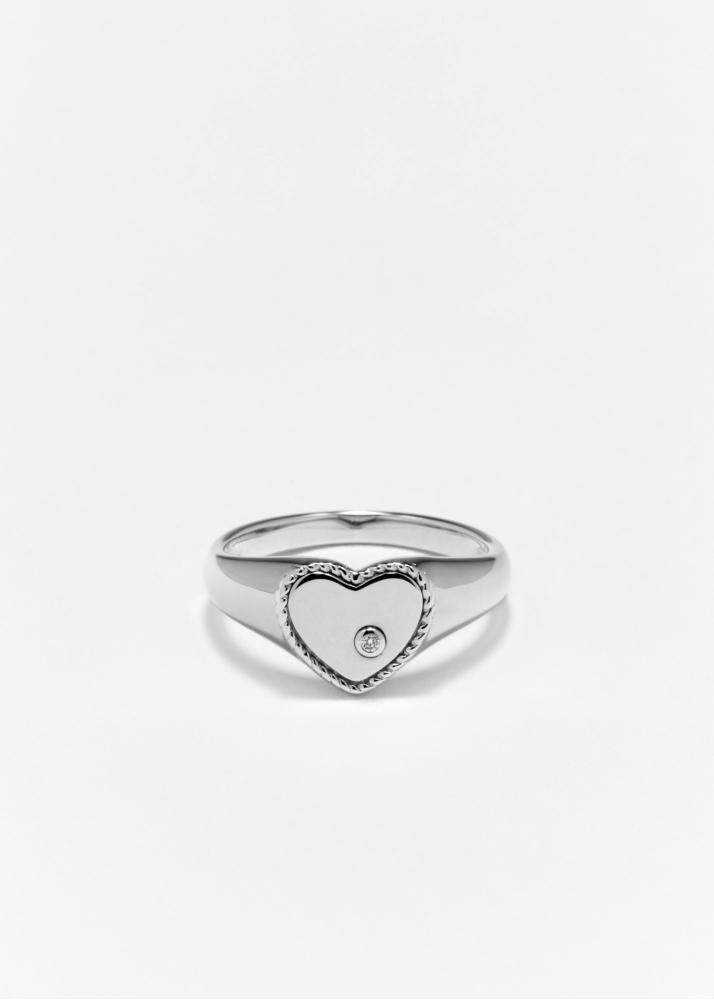 yvonne léon baby chevalière coeur or blanc