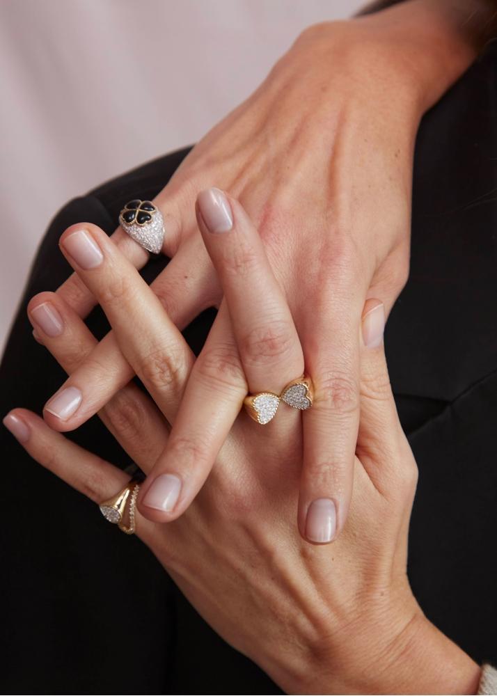 Yvonne Léon Bague Dôme Trèfle Onyx Or Blanc