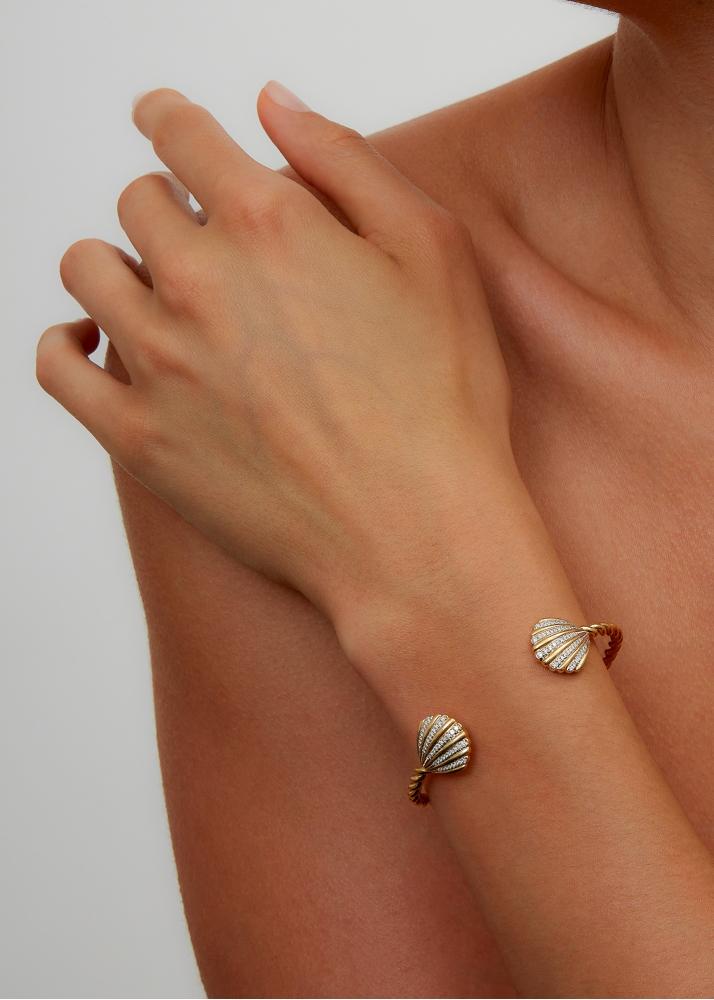 Yvonne Léon Bracelet Jonc Coquillage Or Jaune