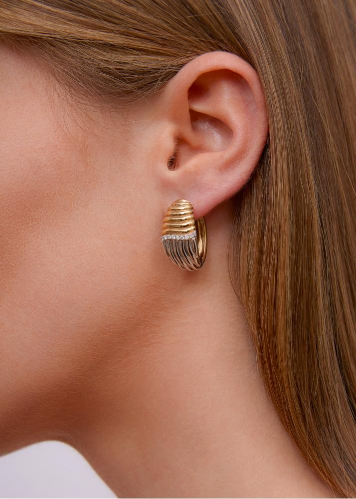 Yvonne Léon Paire De Créoles Berlingot Vague 2 Ors