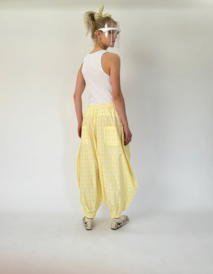 Yvonne Sporre Balloon Jogging