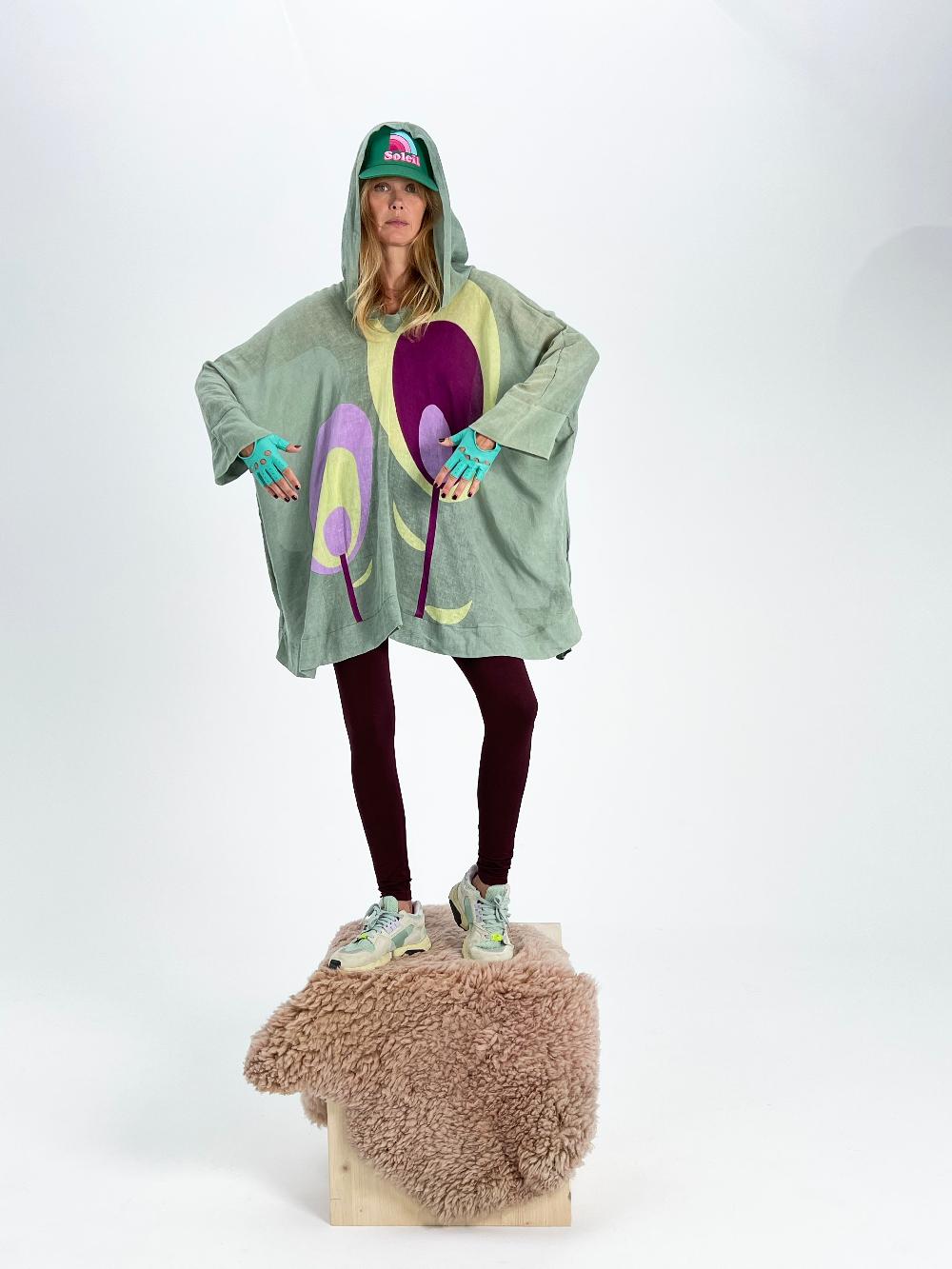 yvonne sporre Djelaba Hood Short