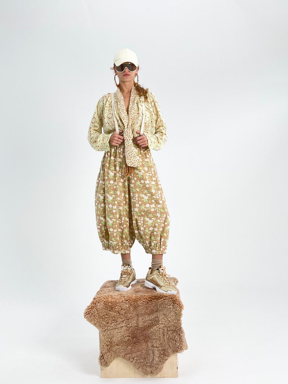 yvonne sporre New Balloon Jogging