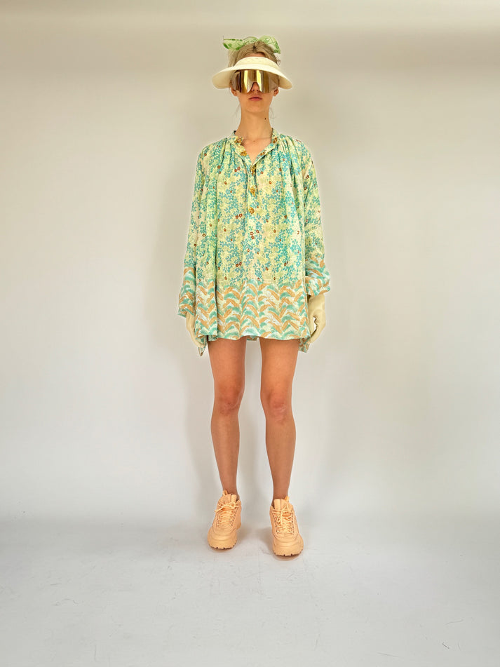 Yvonne Sporre Priest Mini