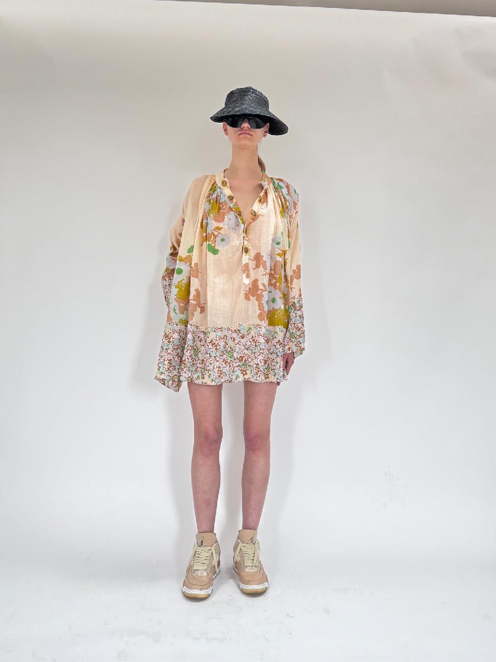 yvonne sporre Priest Mini