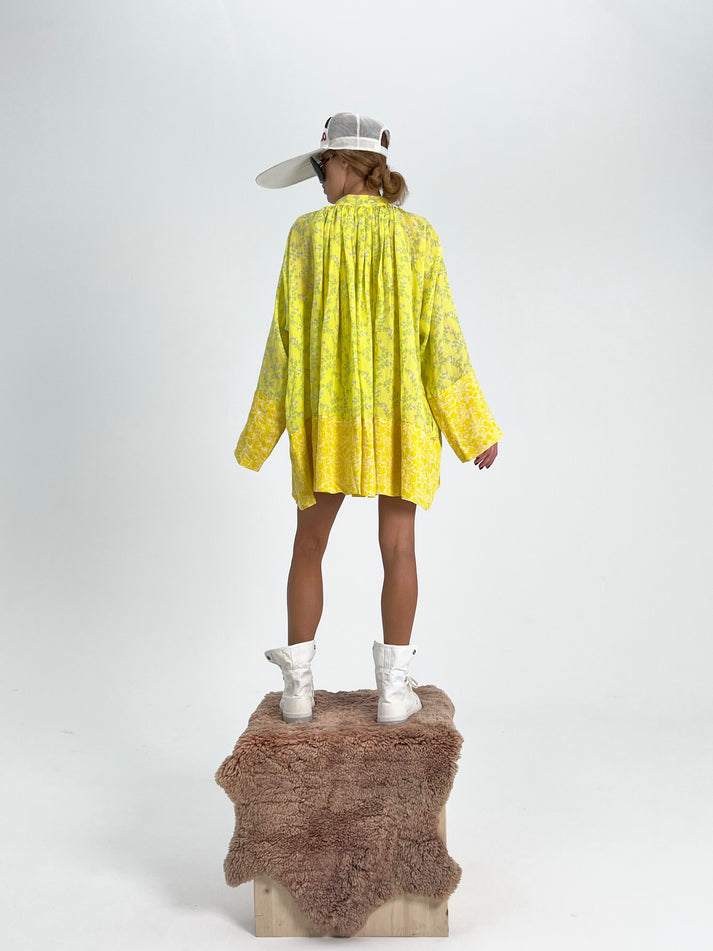 Yvonne Sporre Priest Mini