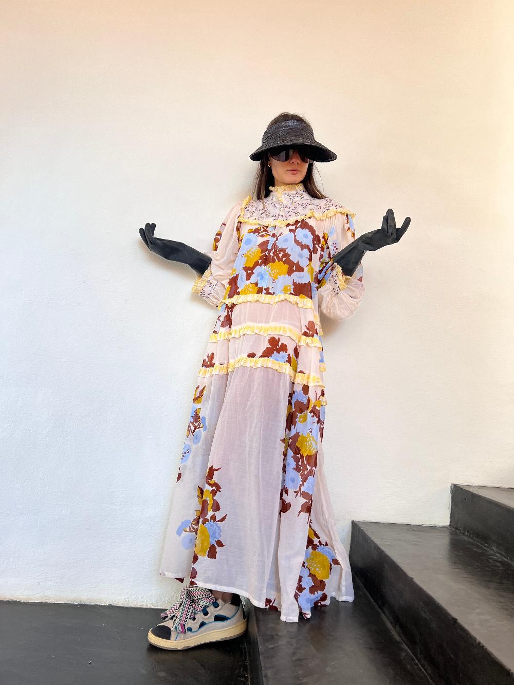 yvonne sporre Queen Victoria dress