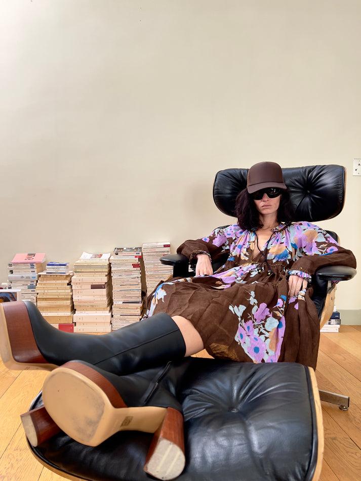 Yvonne Sporre Short To Knee