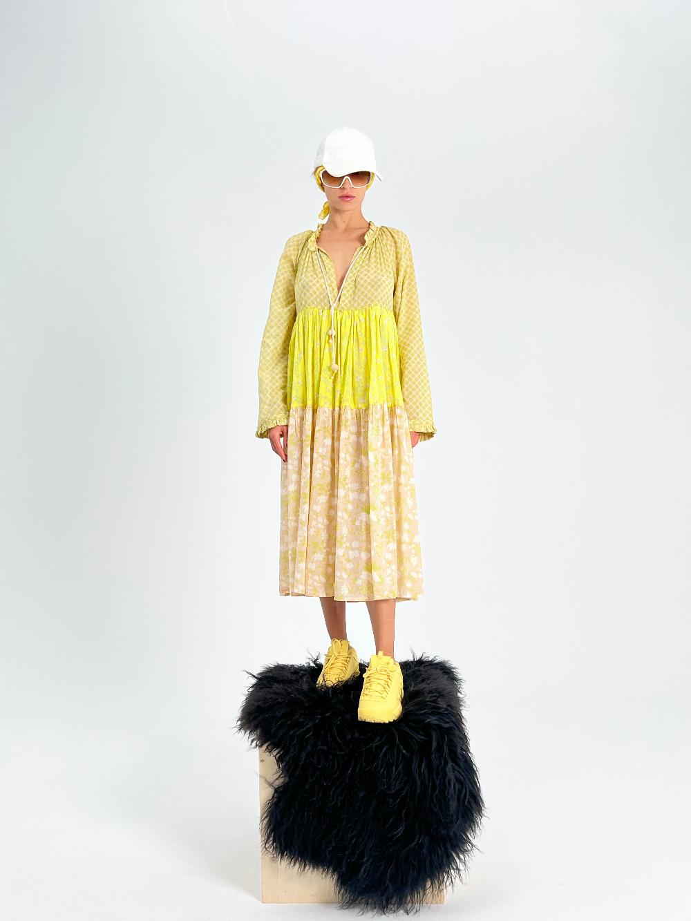 yvonne sporre Short to Knee