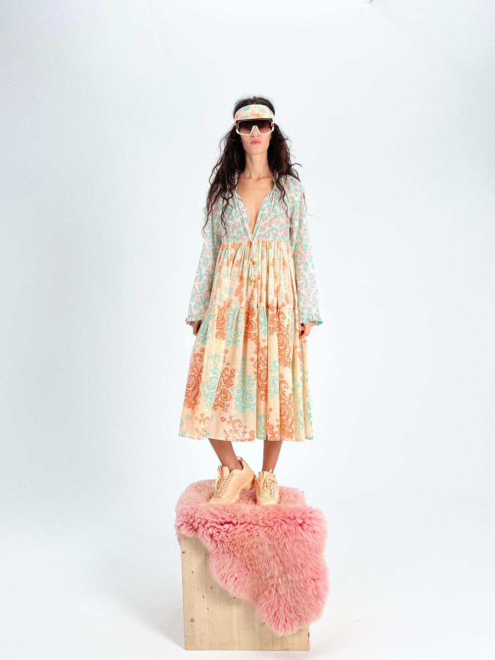 yvonne sporre Short to Knee